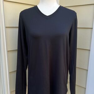 Patagonia NWT Capilene Black V Neck  Baselayer